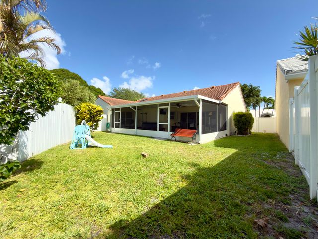 10189 Balsa Way, Palm Beach Gardens, FL 33410
