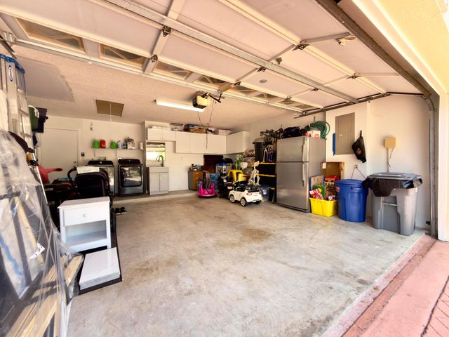 10189 Balsa Way, Palm Beach Gardens, FL 33410
