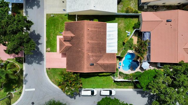 10189 Balsa Way, Palm Beach Gardens, FL 33410