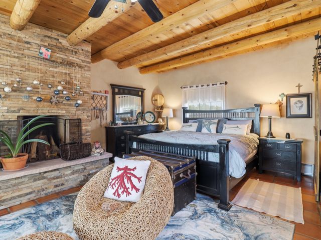 16 Jornada Place, Santa Fe, NM 87508