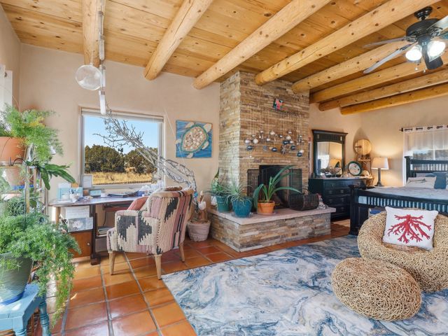 16 Jornada Place, Santa Fe, NM 87508