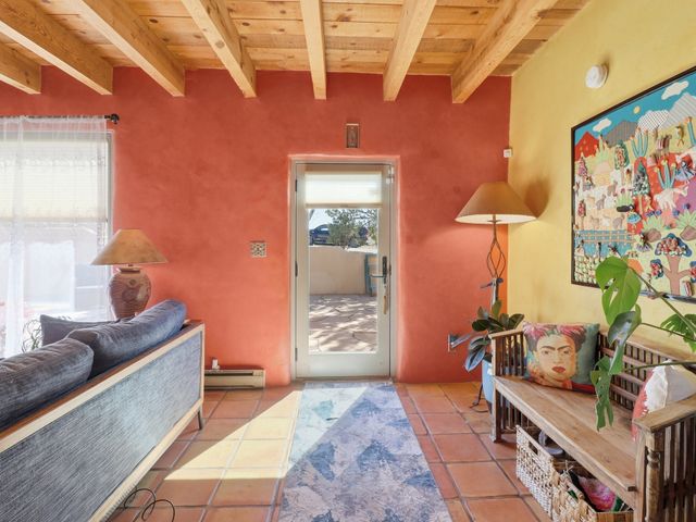 16 Jornada Place, Santa Fe, NM 87508