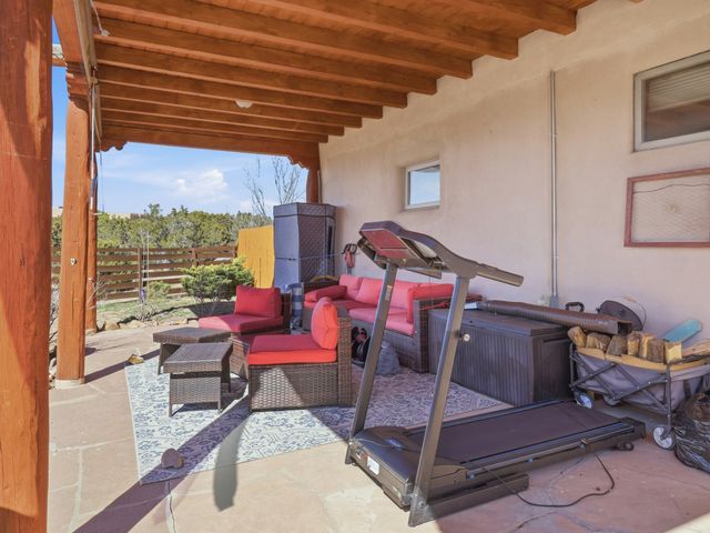 16 Jornada Place, Santa Fe, NM 87508