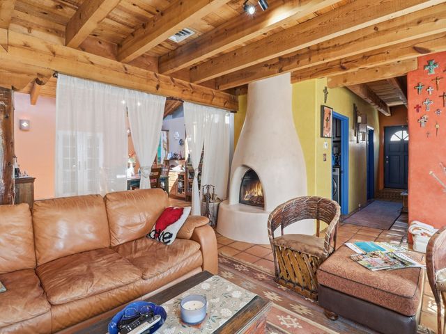 16 Jornada Place, Santa Fe, NM 87508