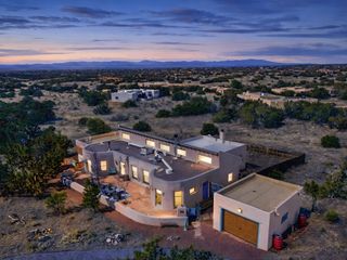 16 Jornada Place, Santa Fe, NM 87508