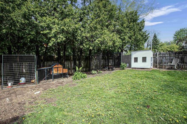 3149 N DURKEE STREET, Appleton, WI 54911