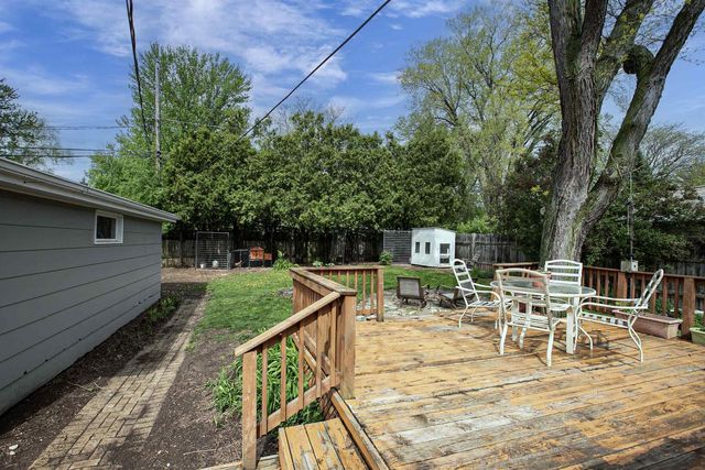 3149 N DURKEE STREET, Appleton, WI 54911