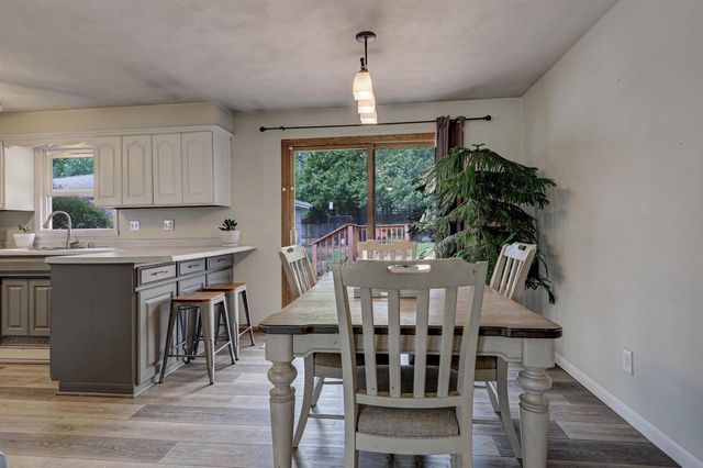 3149 N DURKEE STREET, Appleton, WI 54911