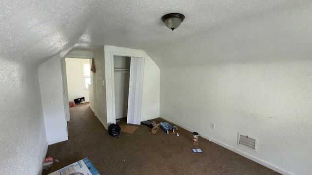 12140 Wayburn Street, Detroit, MI 48224