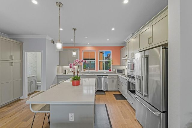 347 N Rengstorff Avenue, Mountain View, CA 94043