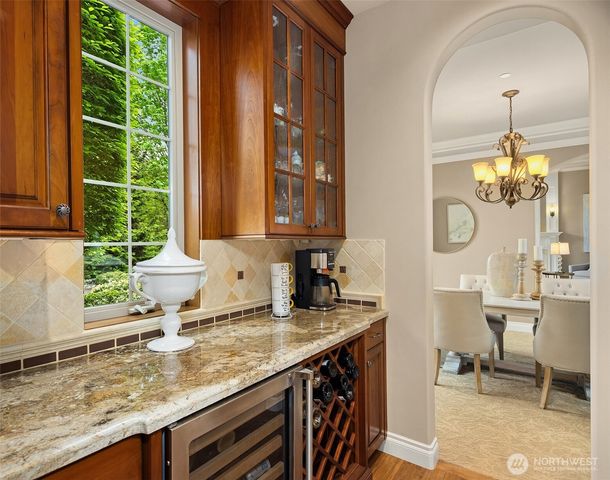 8407 255th Avenue NE, Redmond, WA 98053