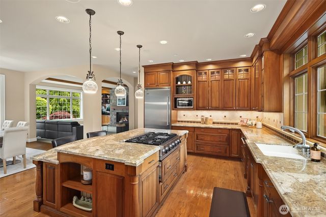 8407 255th Avenue NE, Redmond, WA 98053