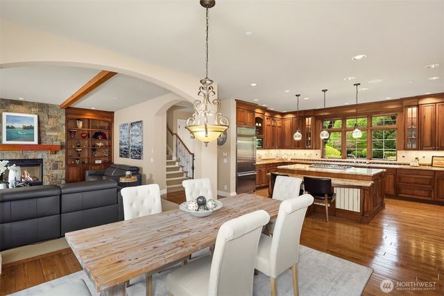 8407 255th Avenue NE, Redmond, WA 98053