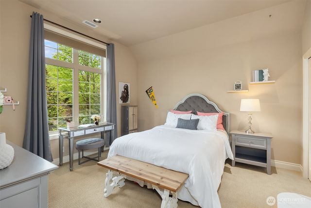 8407 255th Avenue NE, Redmond, WA 98053