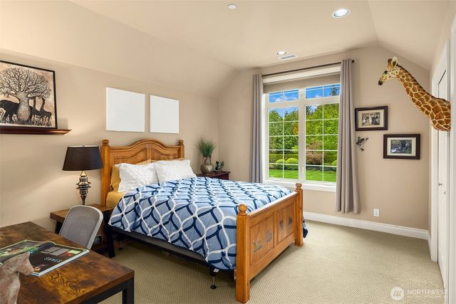8407 255th Avenue NE, Redmond, WA 98053