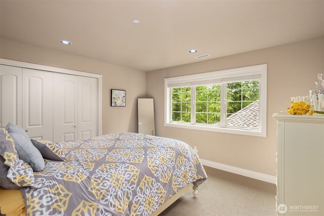 8407 255th Avenue NE, Redmond, WA 98053