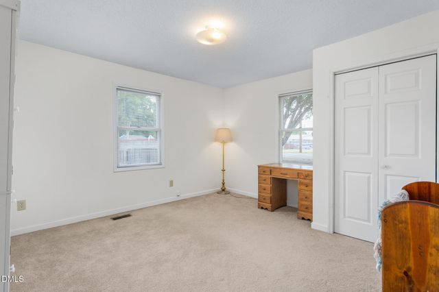 610 Larry Avenue, Graham, NC 27253