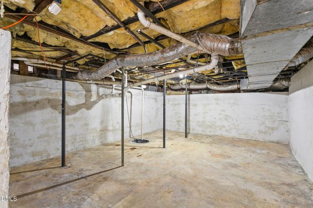 610 Larry Avenue, Graham, NC 27253