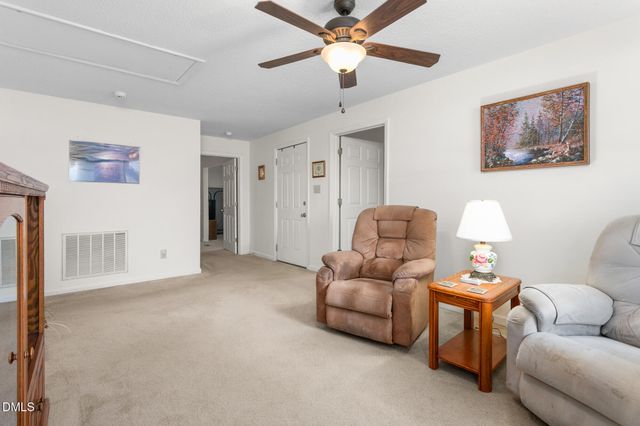 610 Larry Avenue, Graham, NC 27253