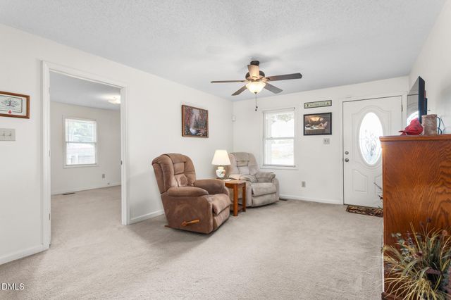 610 Larry Avenue, Graham, NC 27253