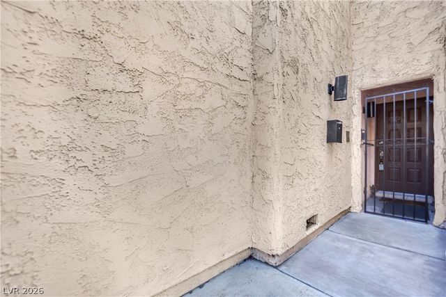 3373 Milenko Drive, Las Vegas, NV 89121