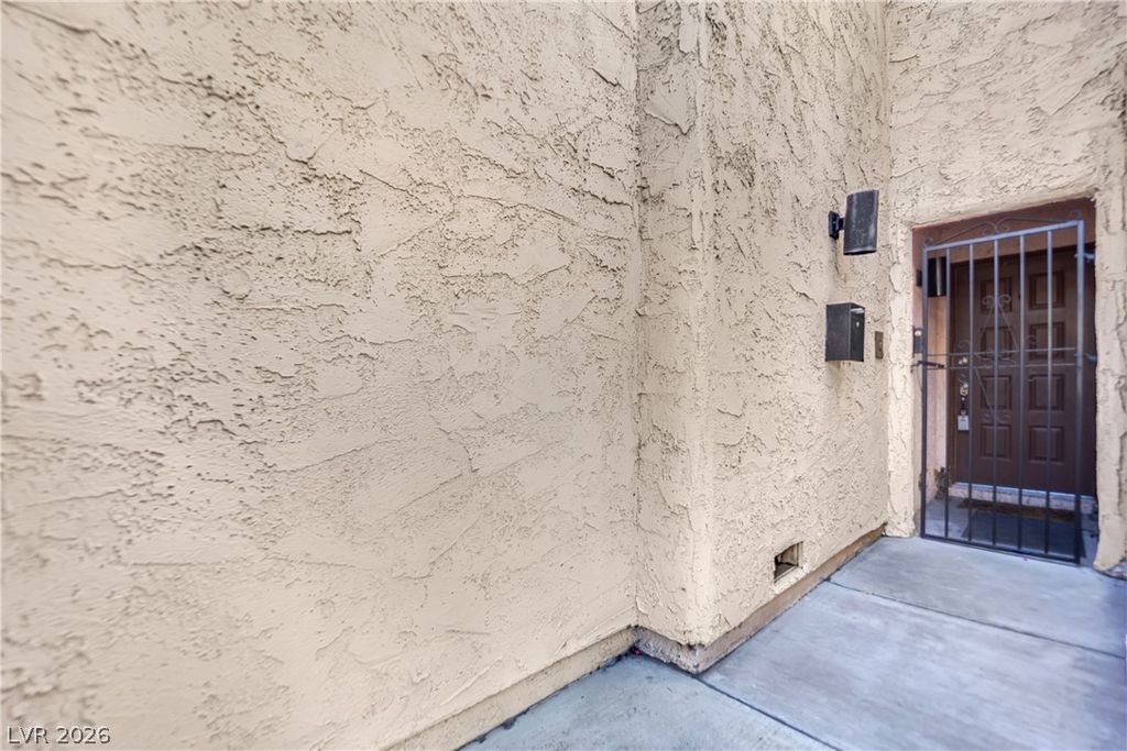 3373 Milenko Drive, Las Vegas, NV 89121 — photo 4