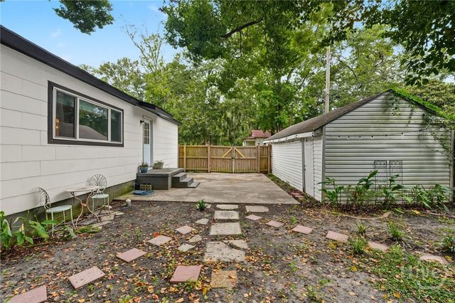 2402 Texas Avenue, Savannah, GA 31404