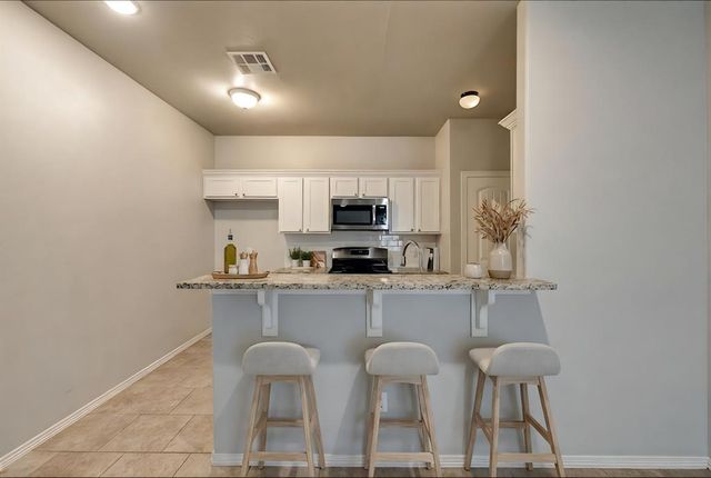 608 N 5th Street 608-610, Cashion, OK 73016