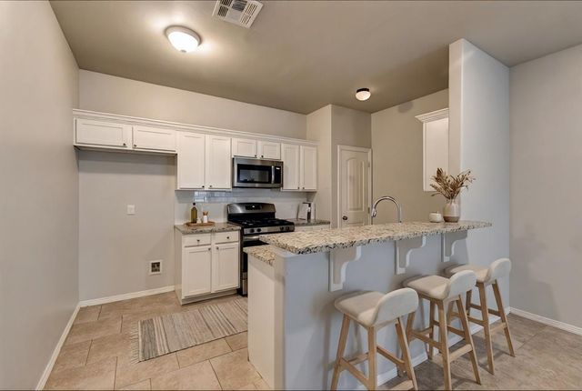 608 N 5th Street 608-610, Cashion, OK 73016