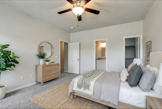 608 N 5th Street 608-610, Cashion, OK 73016