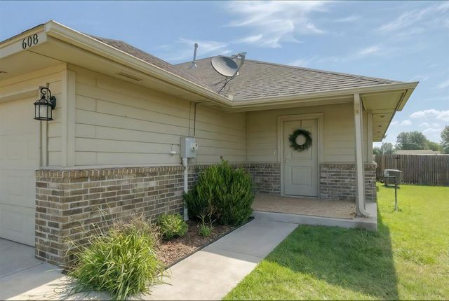608 N 5th Street 608-610, Cashion, OK 73016