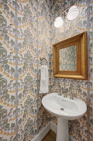 208 Meriwether Blvd, Nashville, TN 37221