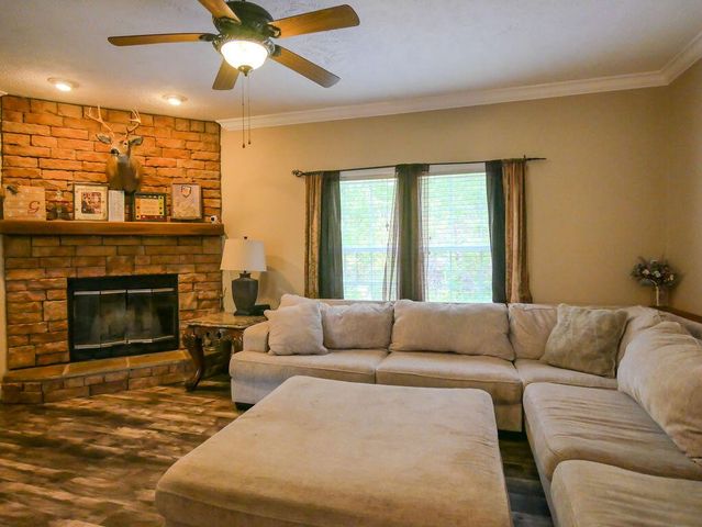 166 County Road 168, Athens, TN 37303