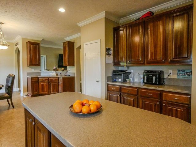 166 County Road 168, Athens, TN 37303