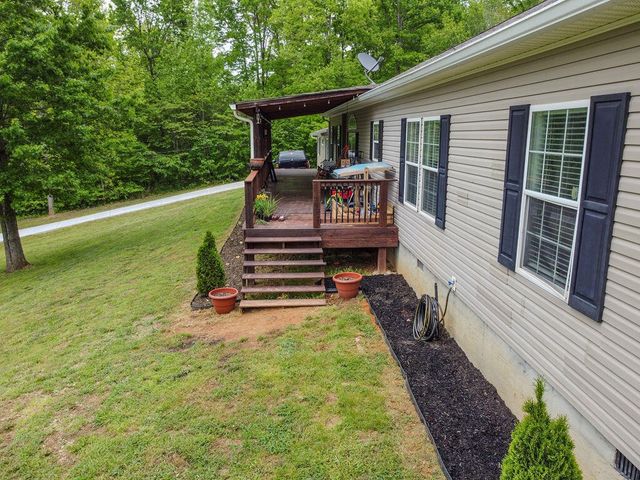 166 County Road 168, Athens, TN 37303