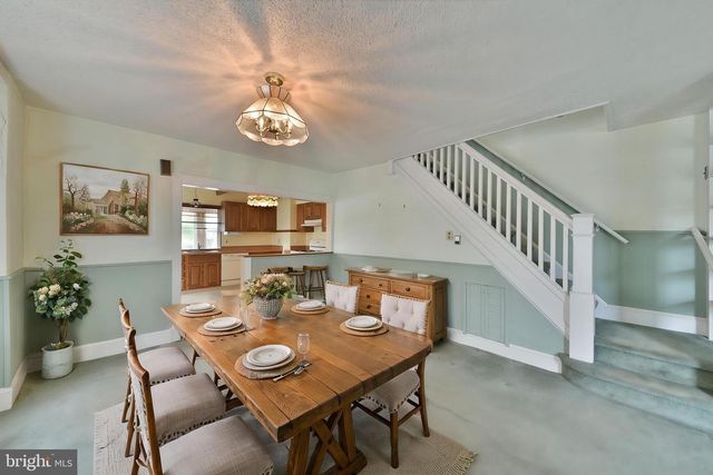 142 BLAKE AVE, Jenkintown, PA 19046