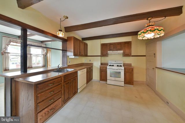 142 BLAKE AVE, Jenkintown, PA 19046