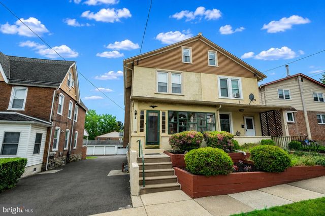 142 BLAKE AVE, Jenkintown, PA 19046