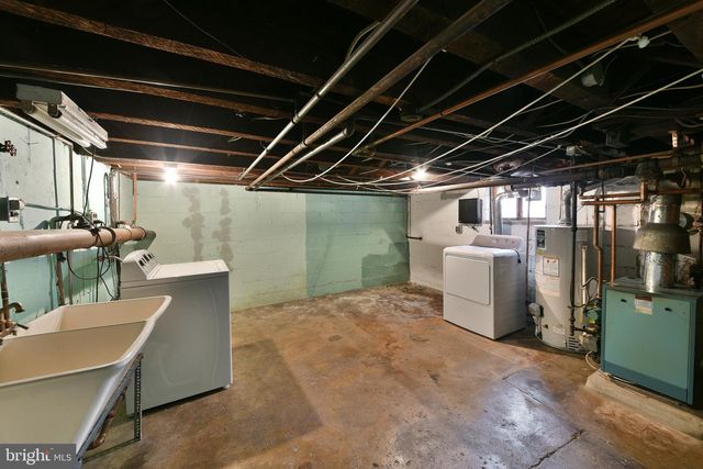 142 BLAKE AVE, Jenkintown, PA 19046