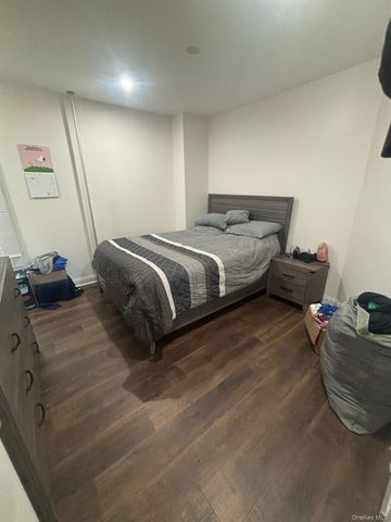 44 Henry Street, Kings Park, NY 11754