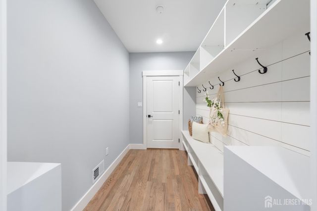 68 Longfellow Drive, Colonia, NJ 07067