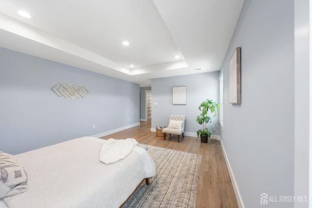 68 Longfellow Drive, Colonia, NJ 07067