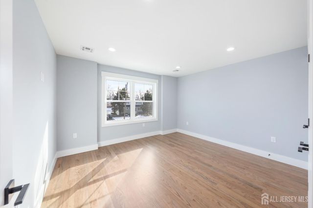 68 Longfellow Drive, Colonia, NJ 07067