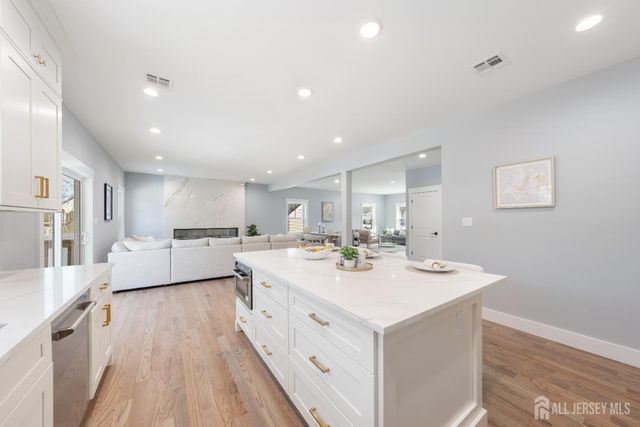 68 Longfellow Drive, Colonia, NJ 07067