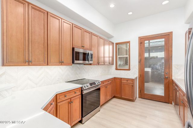 541 S 3rd Avenue, Tucson, AZ 85701