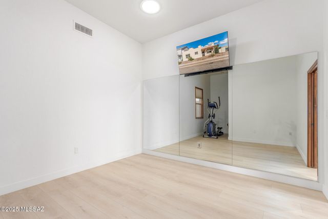 541 S 3rd Avenue, Tucson, AZ 85701