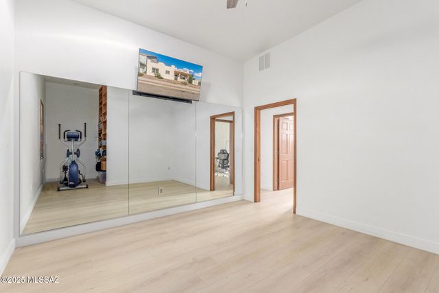 541 S 3rd Avenue, Tucson, AZ 85701