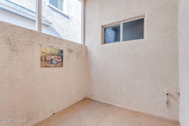 541 S 3rd Avenue, Tucson, AZ 85701