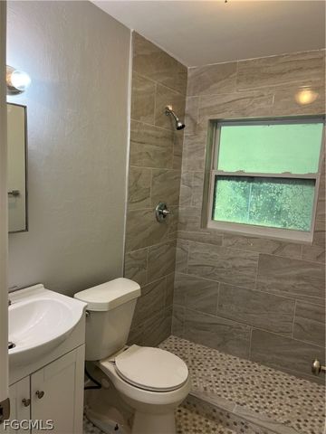 337 Tudor DR R, Cape Coral, FL 33904