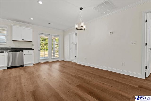 800 Tinkerbell Ln, Pamplico, SC 29583